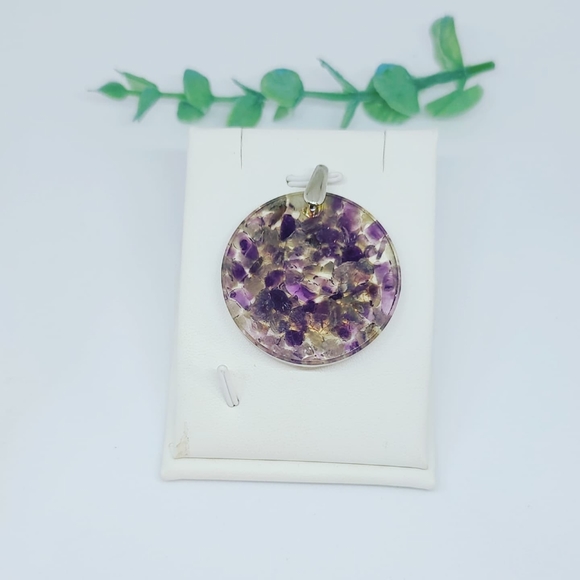 Amethyst Orgonite On symbol Pendant - Picture 3 of 3
